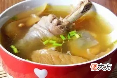 鸡汤放什么好吃 鸡汤放什么好吃又有营养